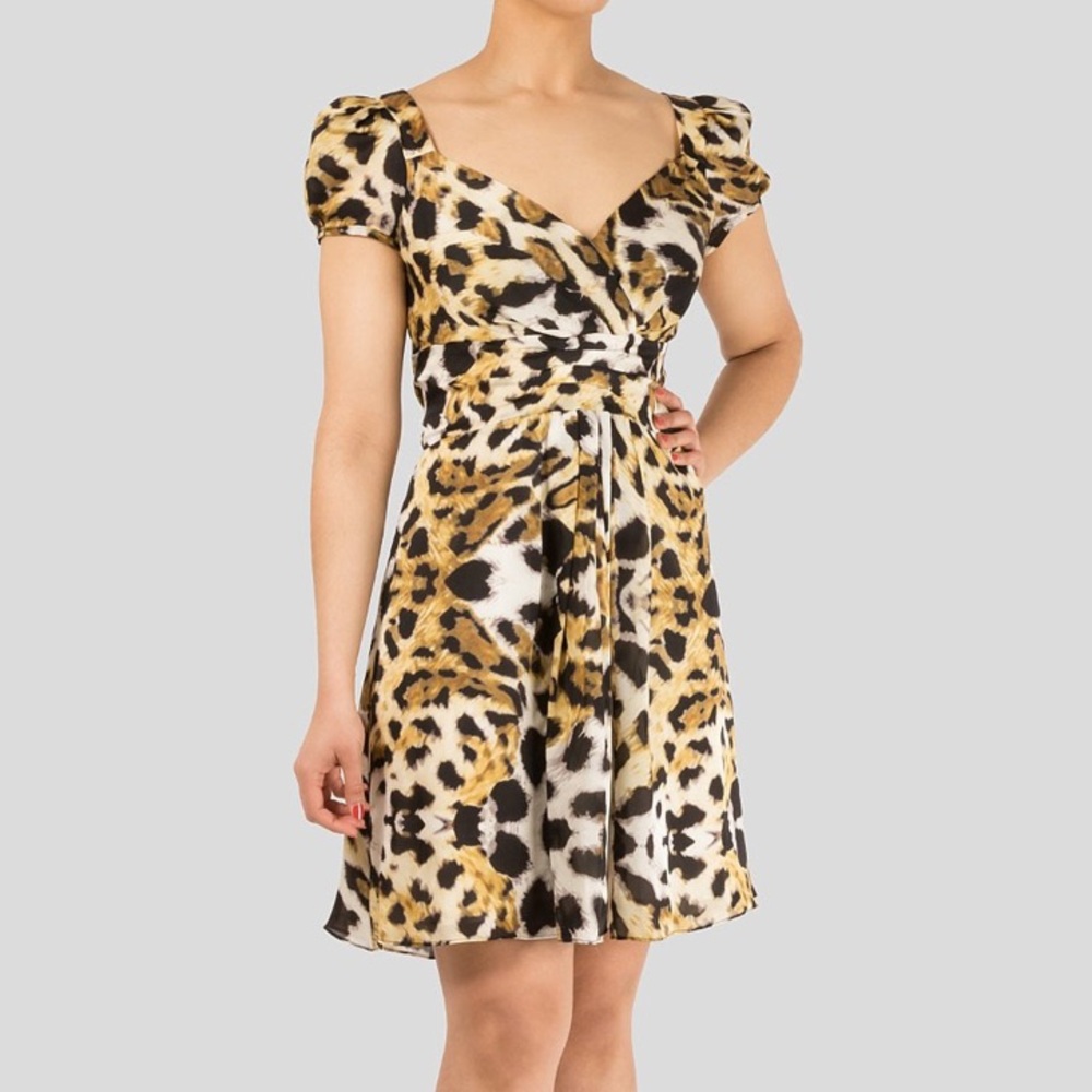 Leopard Print Betsey Johnson V-Neck Wrap Dress in Yellow and Black - Picture 2 of 10